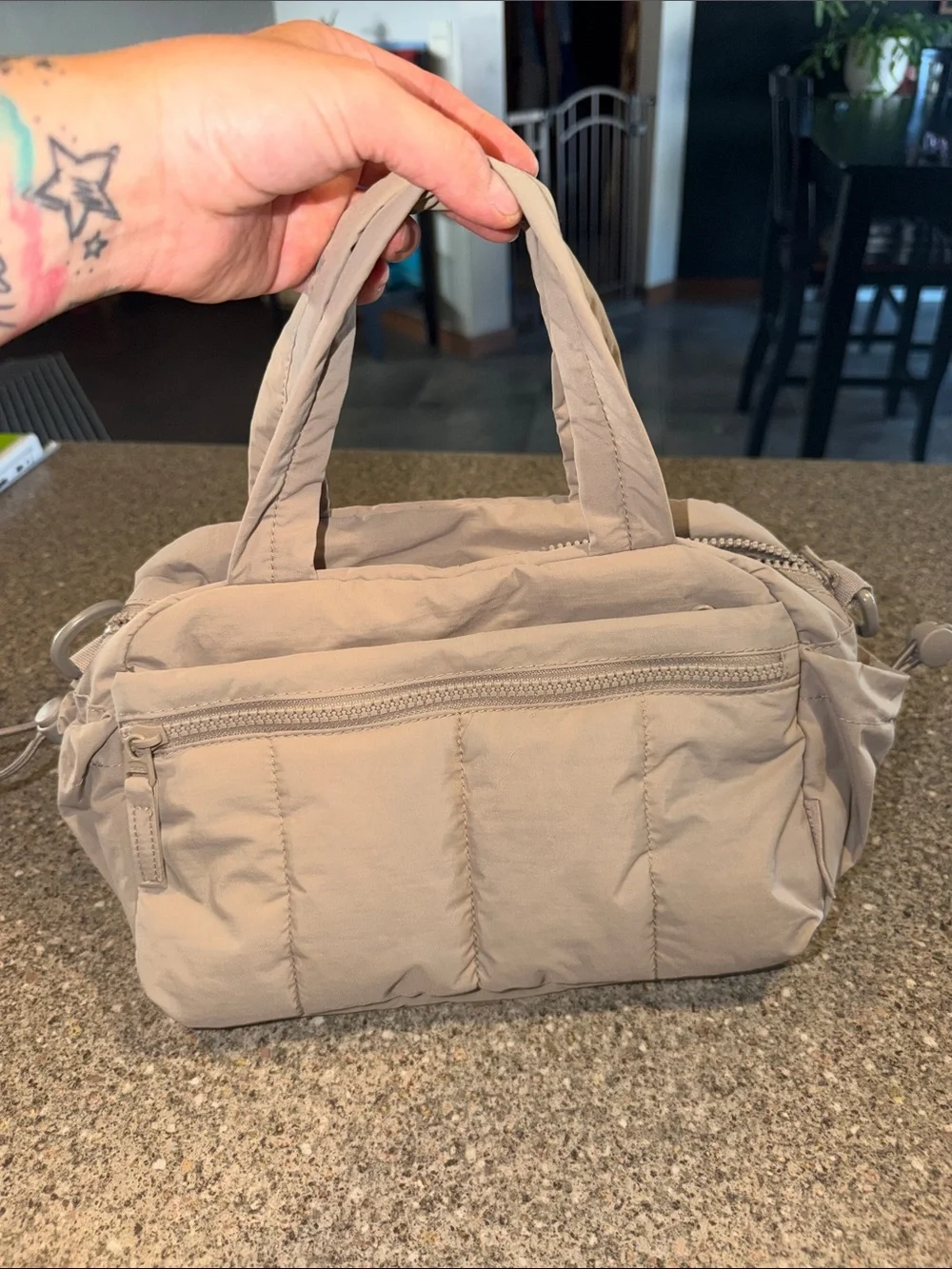 Bagsmart Everyday Quilted Tote in Light Beige